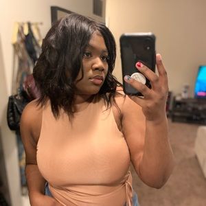 Meet your Posher, Ellah